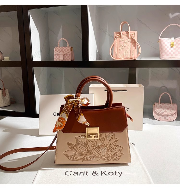 Embroidery Texture - Borsa da Donna con Ricamo Floreale