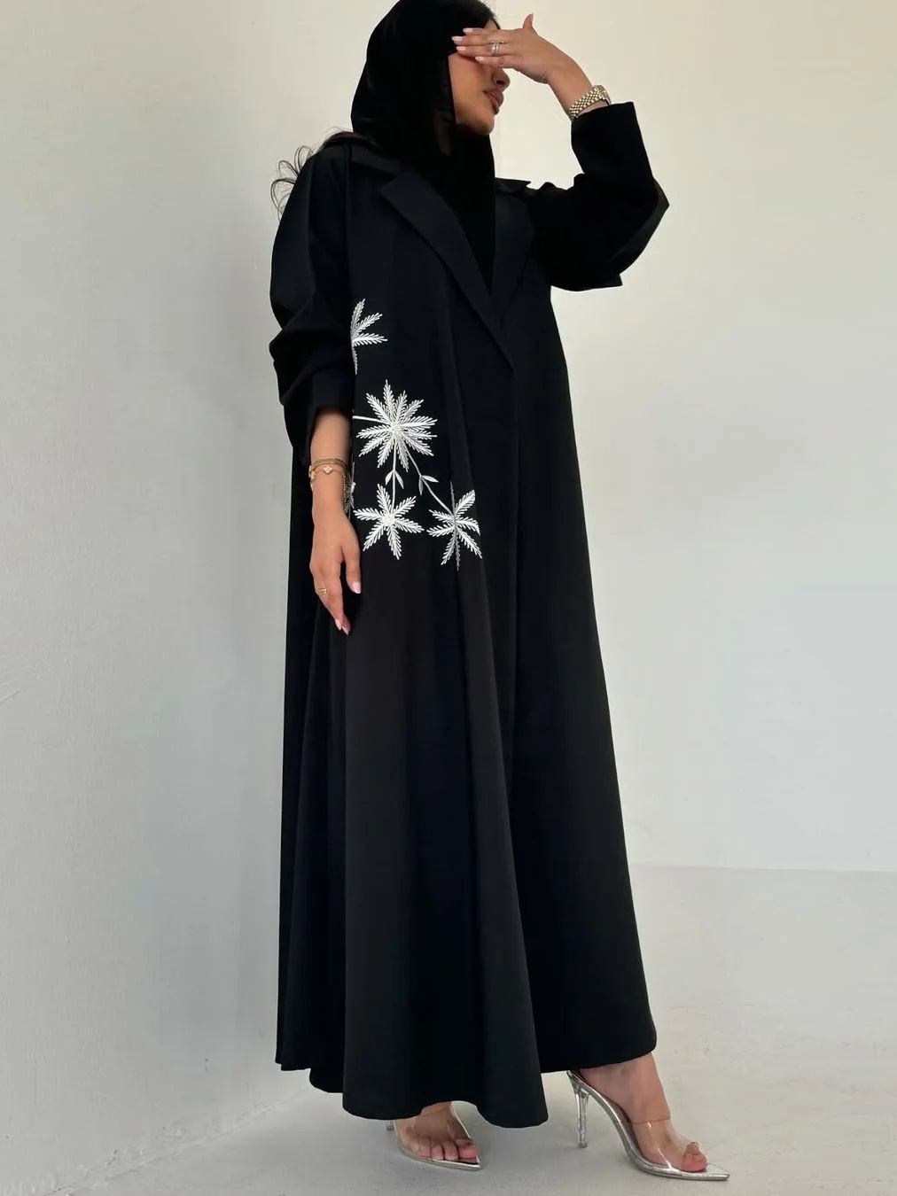 Embroidery Kebaya - Nero Aperto Ricamo Kebaya Musulmano Modesto