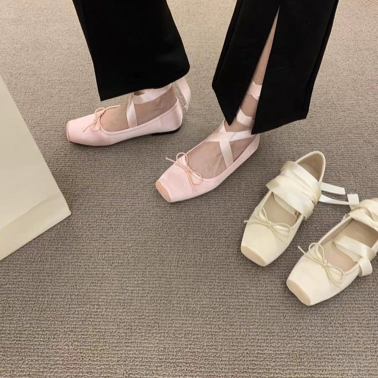 Scarpe basse da donna con fioc - Embroidery Dress recensione e prezzo