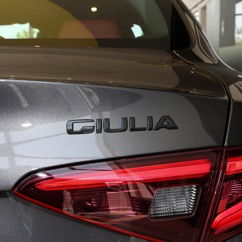 Q2 Q4 Giulia Giulietta Stelvio - Embroidery Hub recensione e prezzo