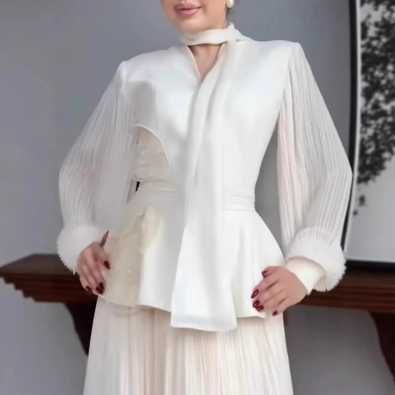 Completo gonna da donna con to - Embroidery In The Piece recensione e prezzo