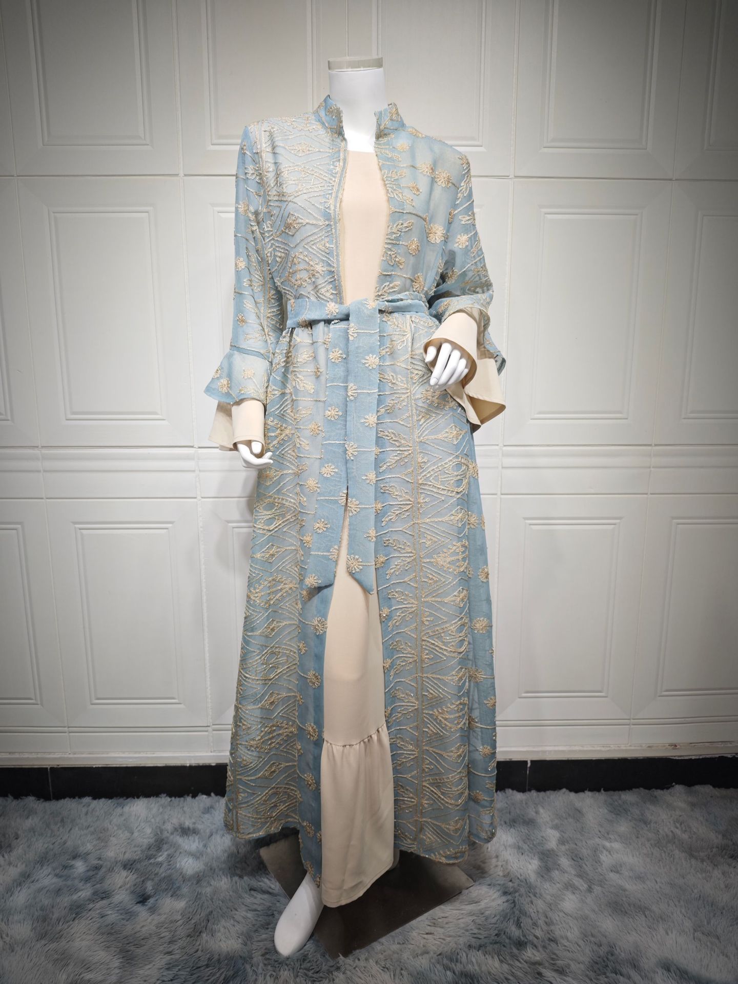 Abito elegante con ricami flor - Embroidery Kebaya recensione e prezzo
