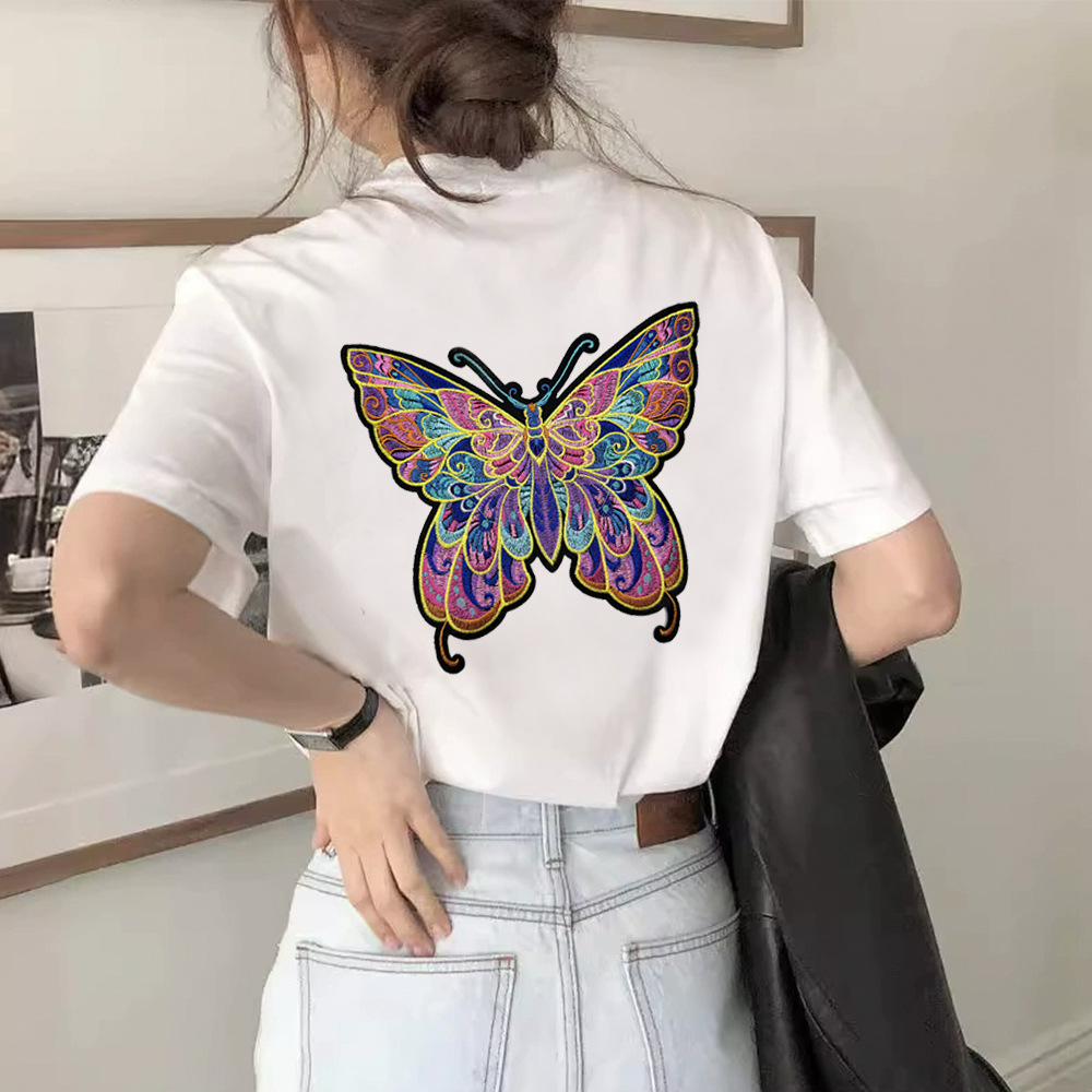 Toppa ricamata in stile etnico - Embroidery X Pattern recensione e prezzo