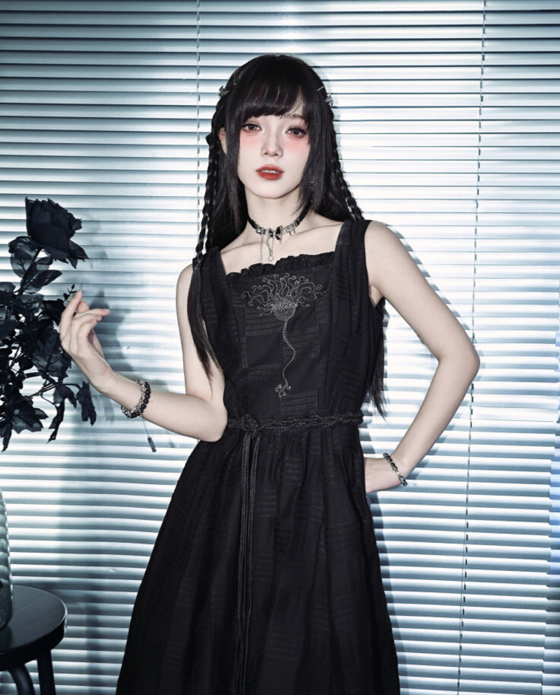 Nuovo Abito Nero a Doppio Stra - Embroidery Dress recensione e prezzo