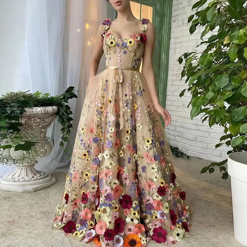 Fiori tridimensionali da donna - Embroidery Zara recensione e prezzo