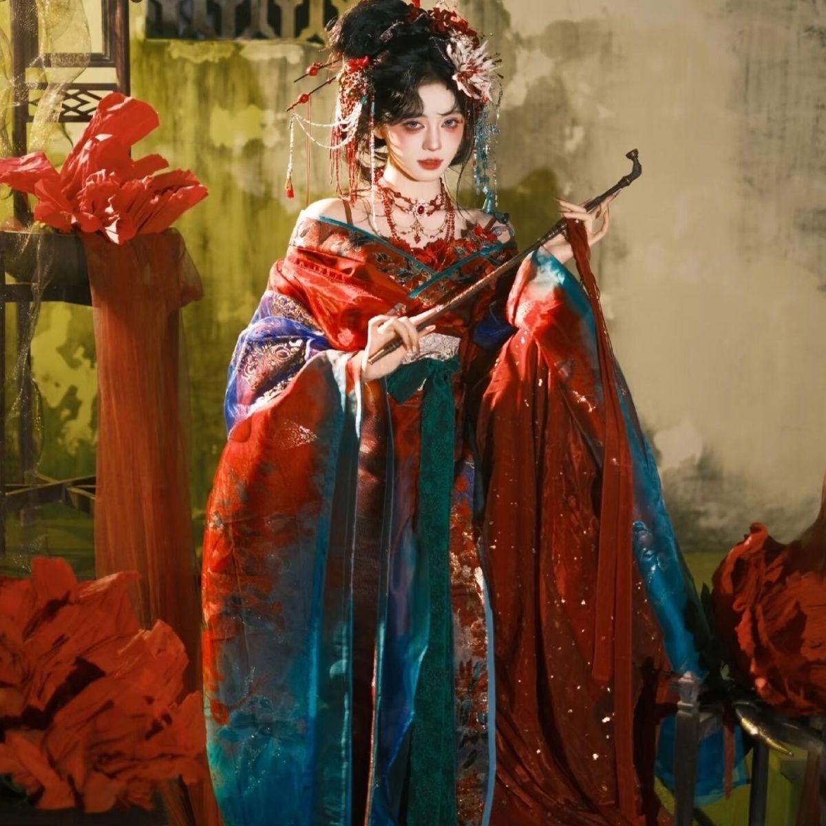 Hanfu Nero Blu Ricamato da Don - Embroidery Dress recensione e prezzo