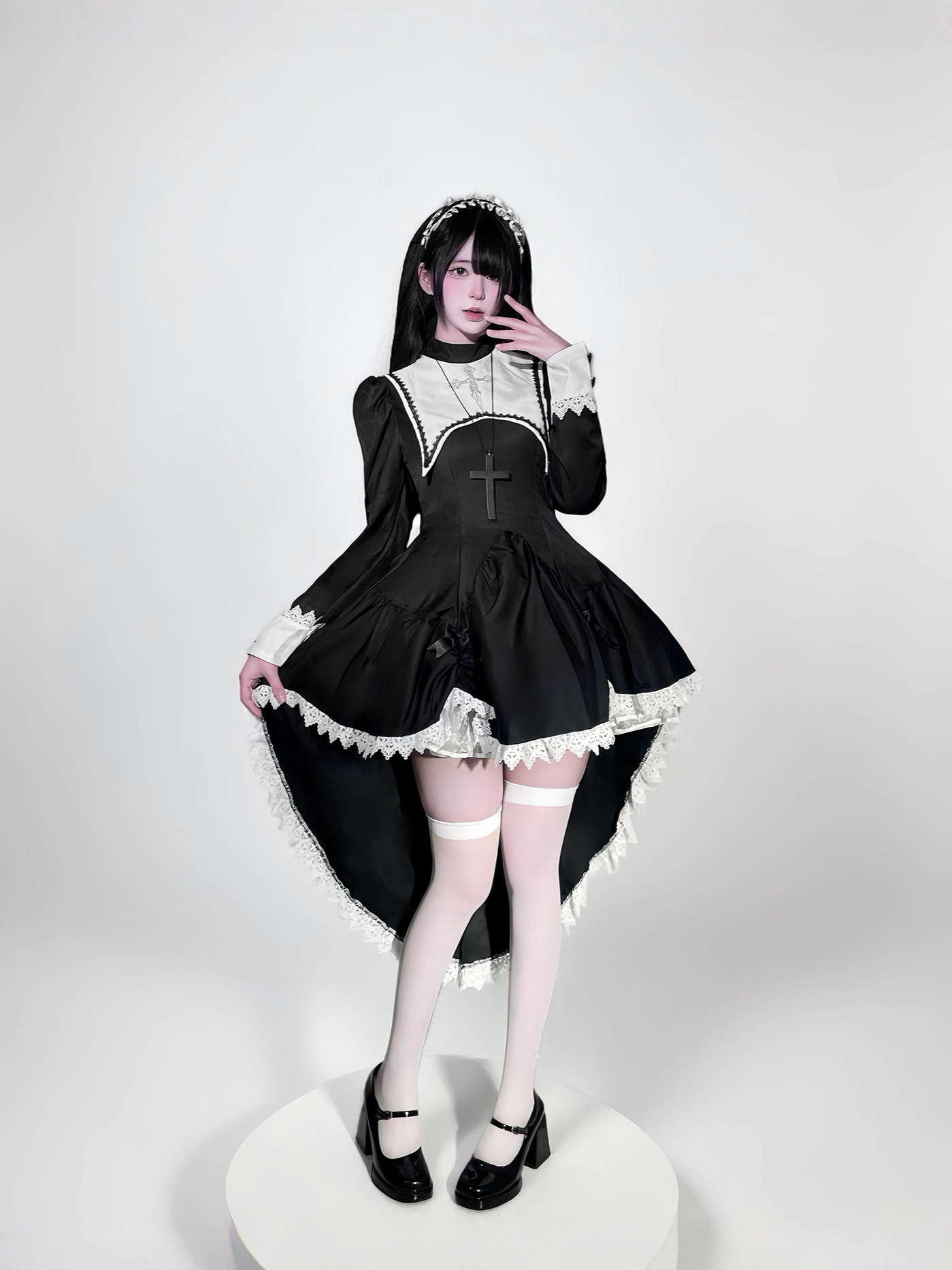 Costume da suora di Halloween  - Embroidery Dress recensione e prezzo