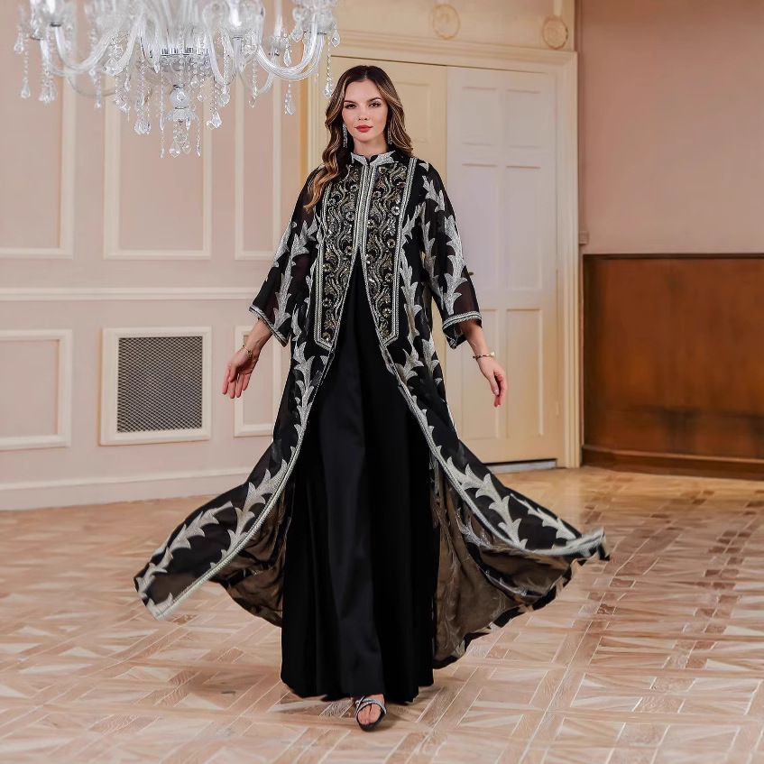Abito da Donna per l'Eid, Abay - Embroidery Arabic recensione e prezzo