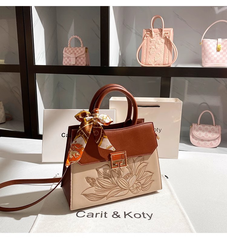 Borsa da Donna con Ricamo Flor - Embroidery Texture recensione e prezzo
