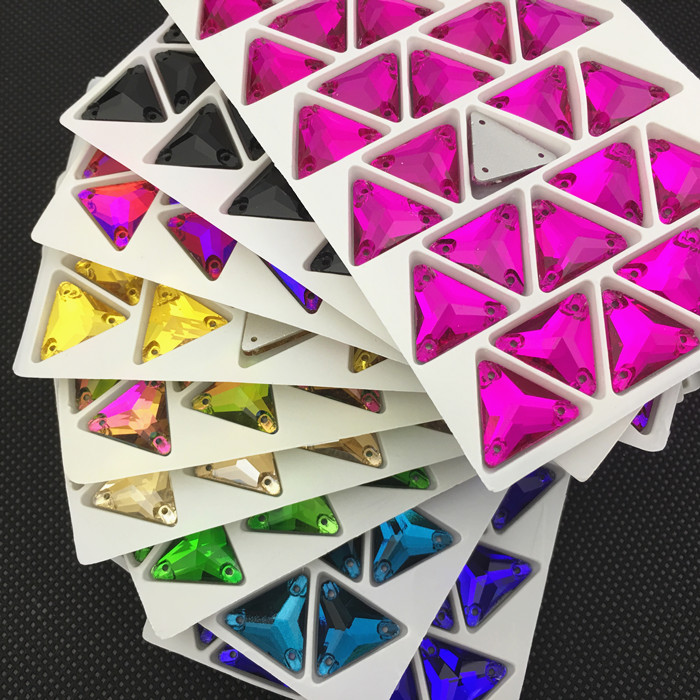 Di vetro di Cristallo del Tria - Embroidery Glass Beads recensione e prezzo