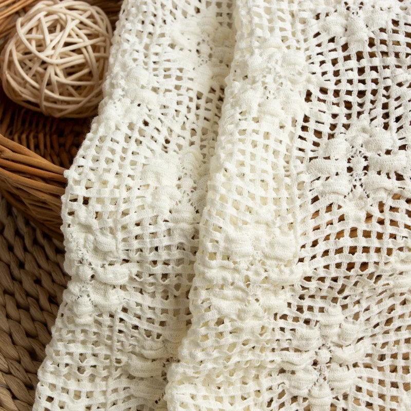 Tessuto jacquard arricciato a  - Embroidery Meaning recensione e prezzo