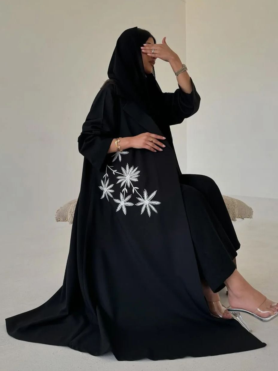 Nero Aperto Ricamo Kebaya Musu - Embroidery Kebaya recensione e prezzo